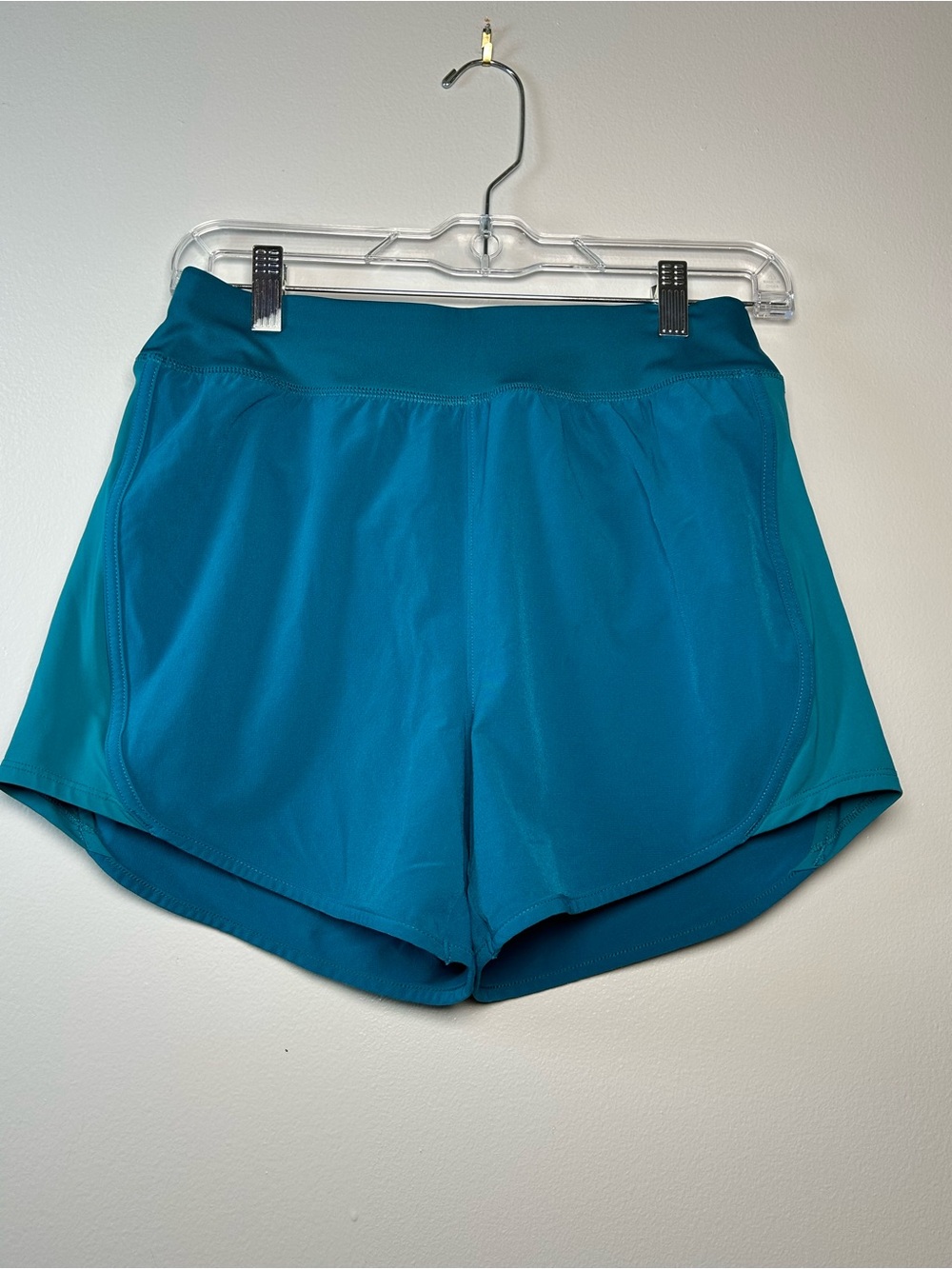 all in motion Women’s Teal Athletic Running Shorts pocket
